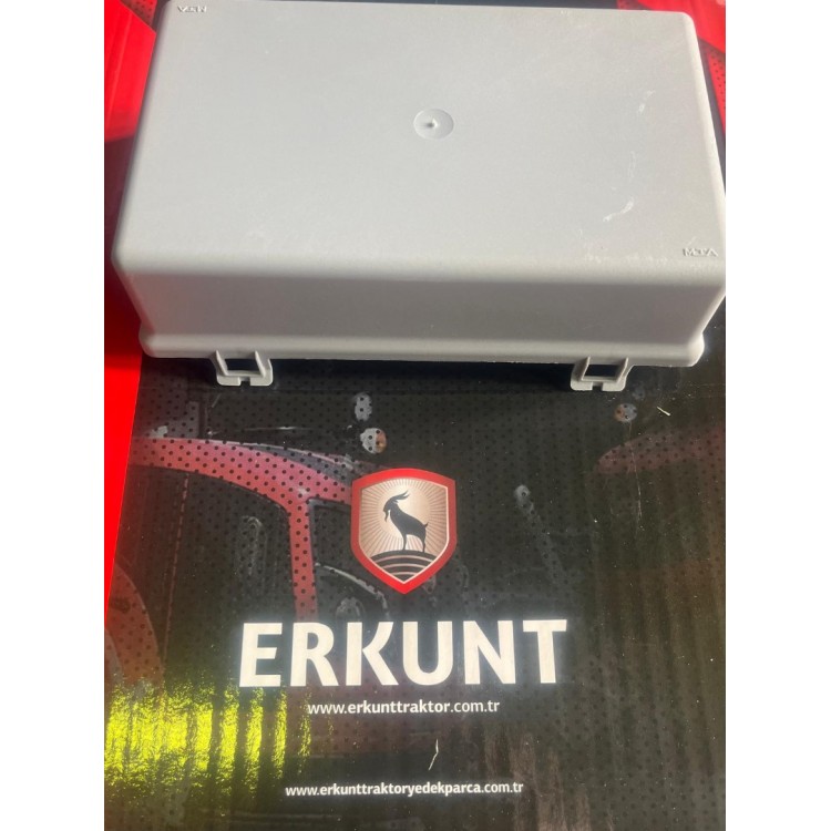 SİGORTA KUTUSU KAPAĞI SİGORTA KUTUSU KAPAĞI